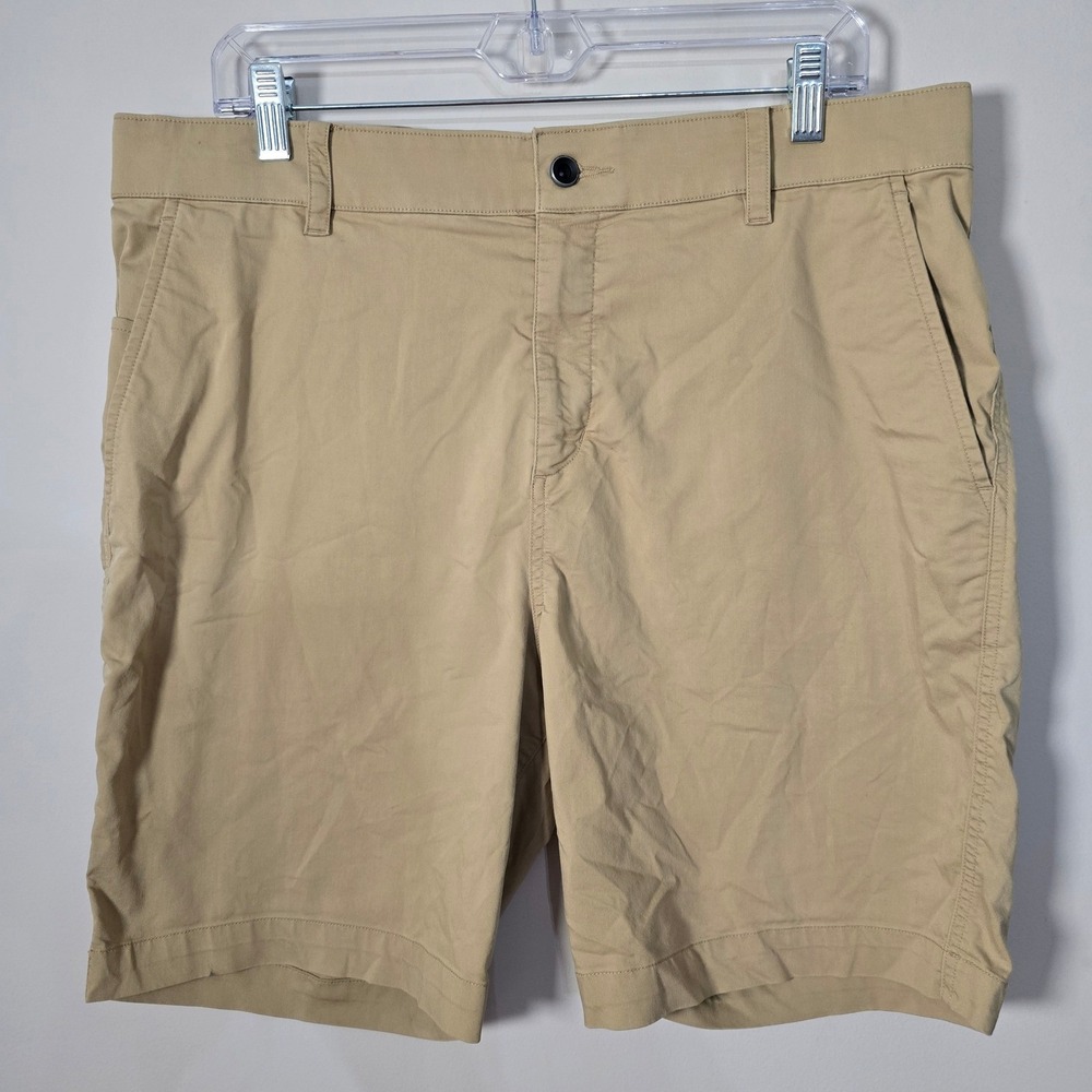 Nike Dri-FIT Men Khaki Tan Chino Golf Shorts Size 35 Stretch Performance Sports
